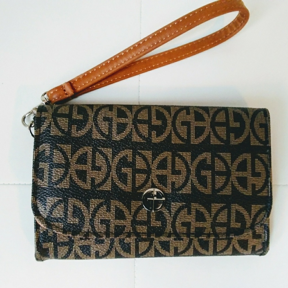 Black and Tan Clutch